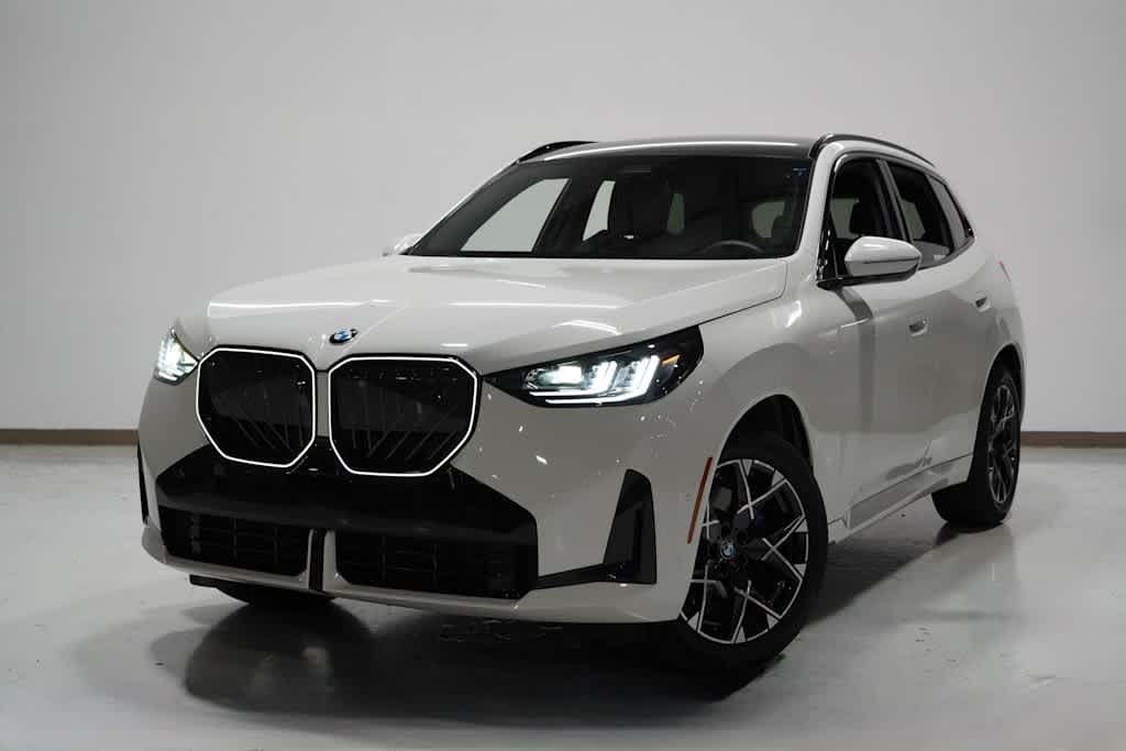 2025 BMW X3 30's photo