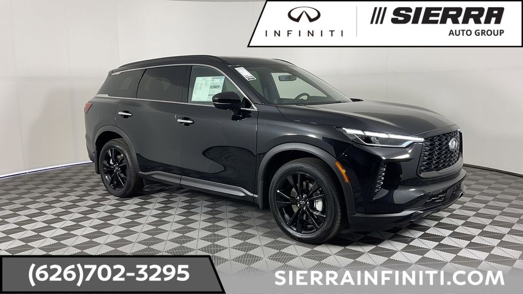New 2025 Black INFINITI LUXE image 1