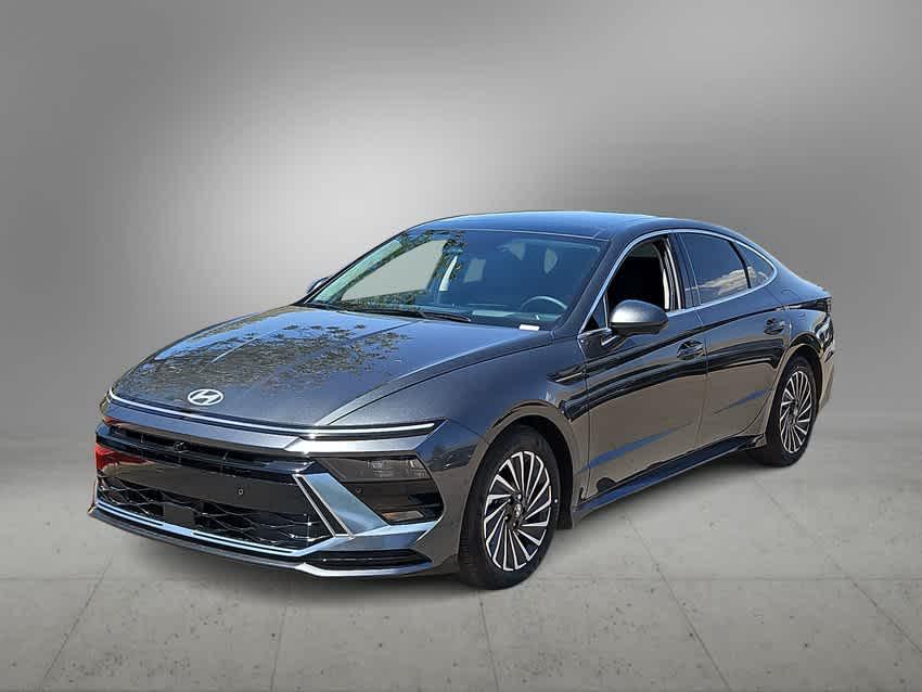 2025 Hyundai Sonata Hybrid Limited photo 4