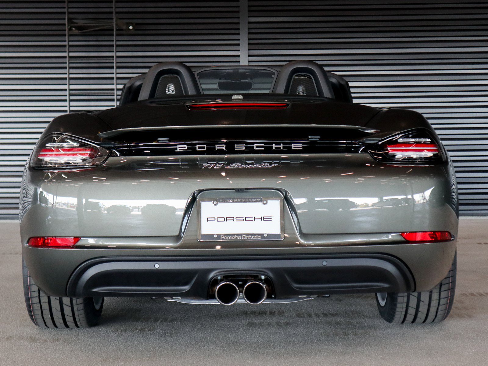 New 2025 Aventurine Green Metallic Porsche  image 9