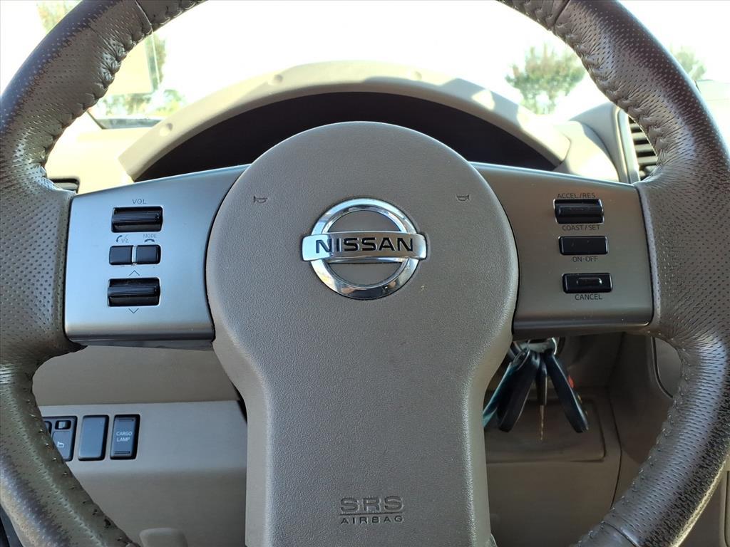 2012 Nissan Frontier SL photo 24