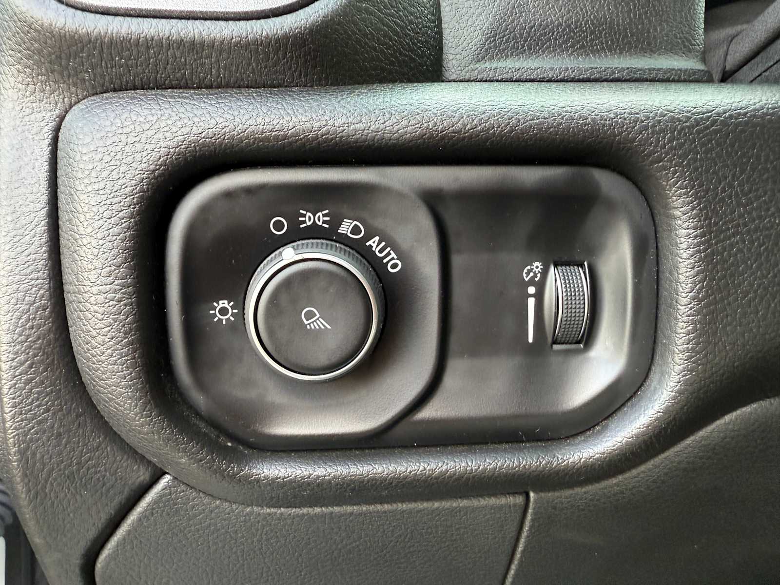 2024 Ram 2500 Tradesman photo 16