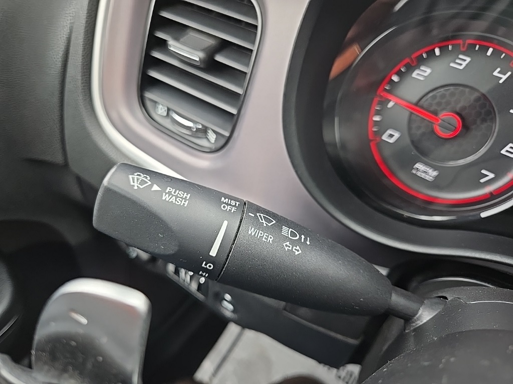 2022 Dodge Charger SXT photo 40