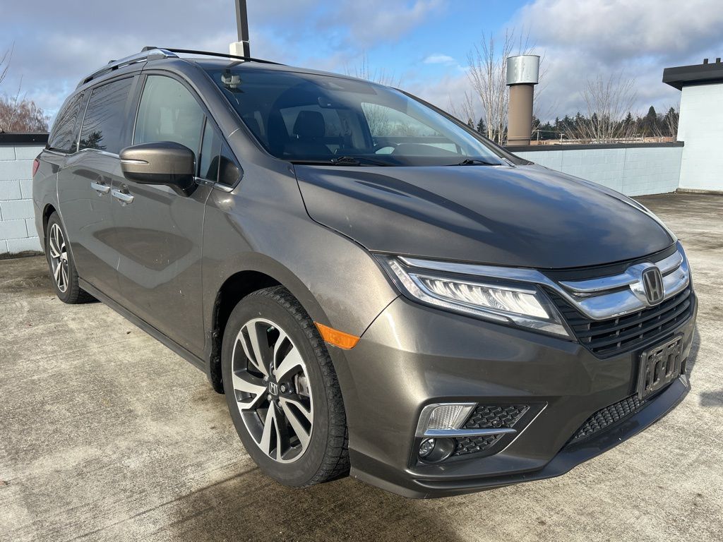 2019 Honda Odyssey Elite photo 3
