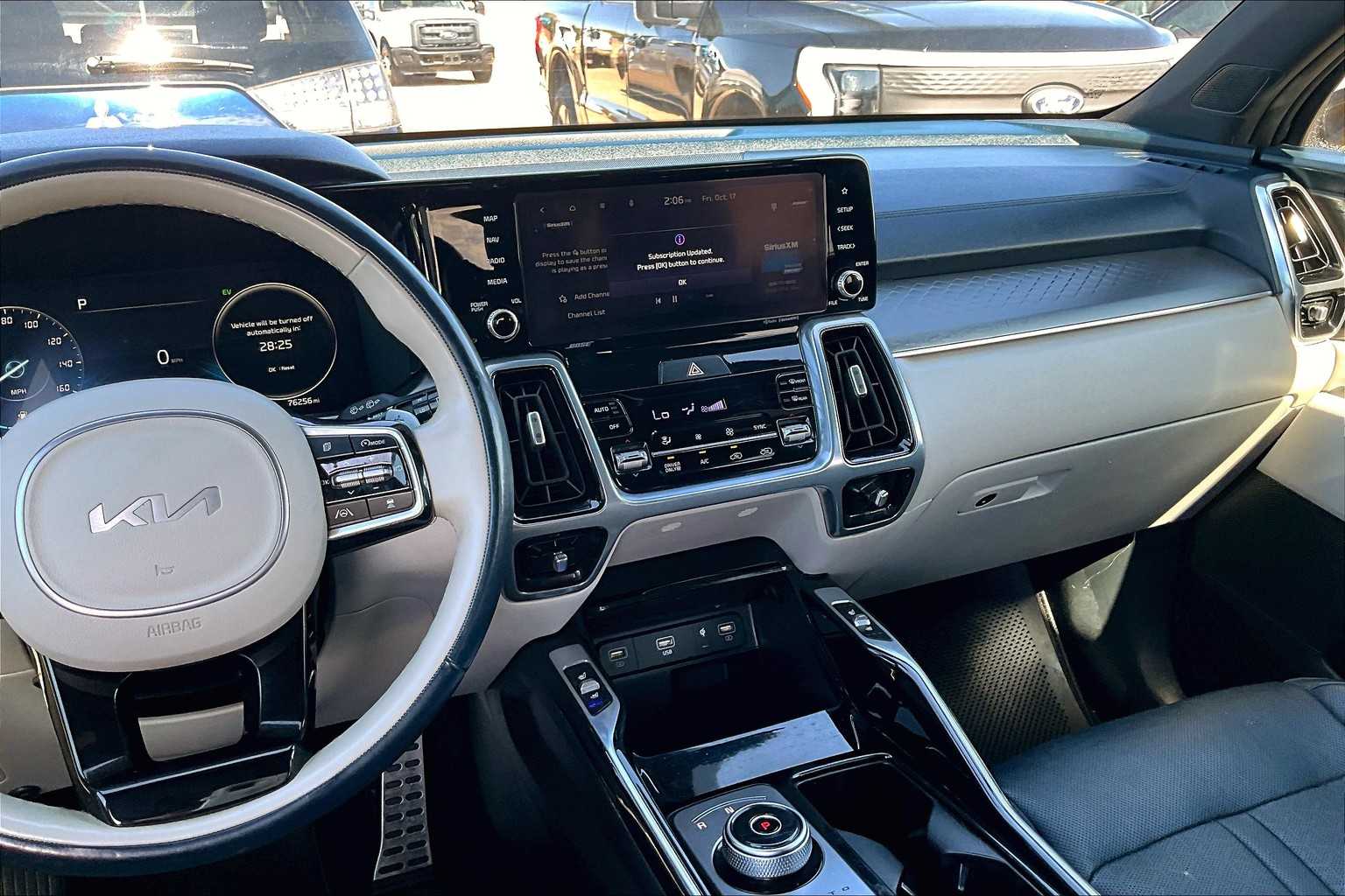 2023 Kia Sorento Hybrid SX Prestige photo 3