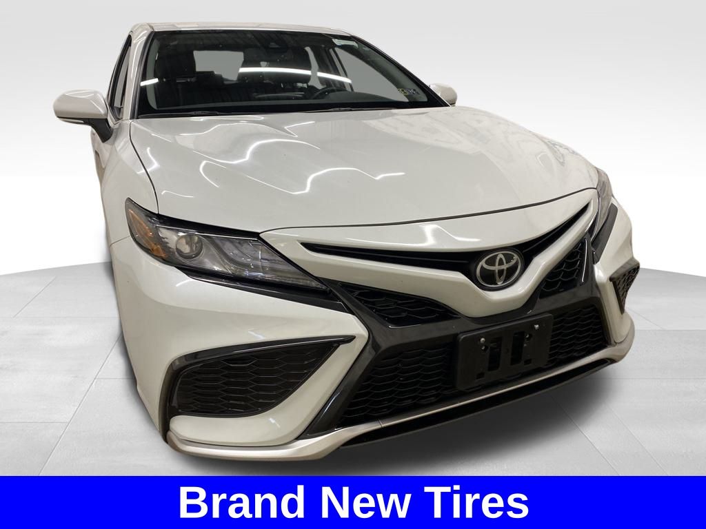 2023 Toyota Camry XSE photo 4