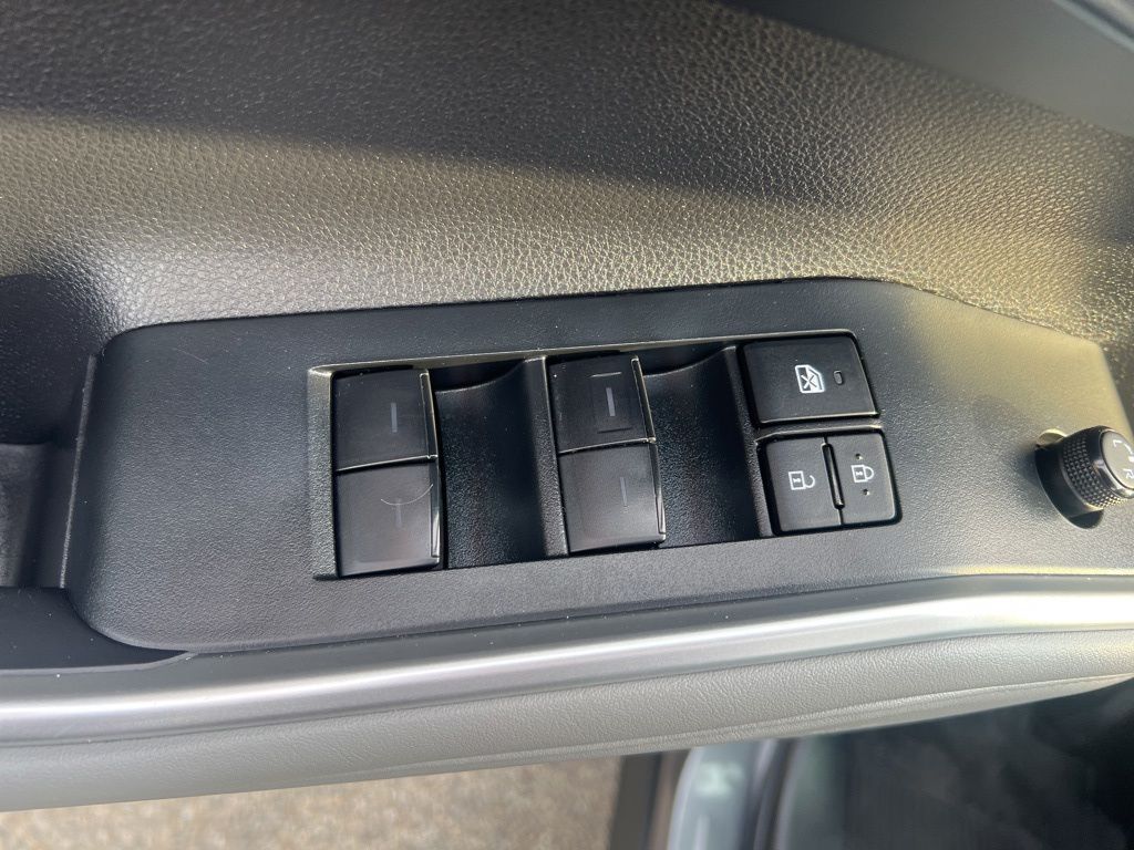 2022 Toyota Highlander XLE photo 49