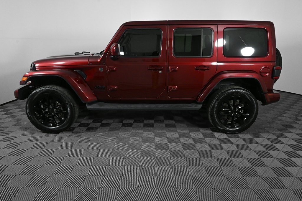 2021 Jeep Wrangler Unlimited Sahara High Altitude photo 3