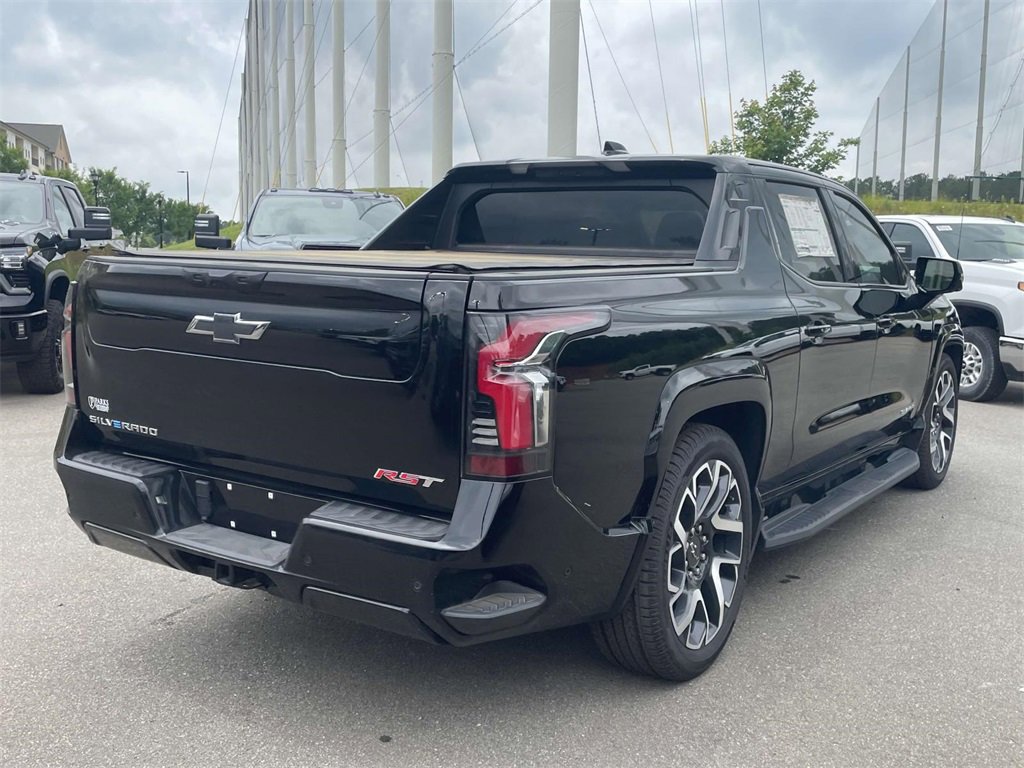 2024 Chevrolet Silverado EV RST photo 7