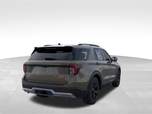 2026 Ford Explorer photo 4