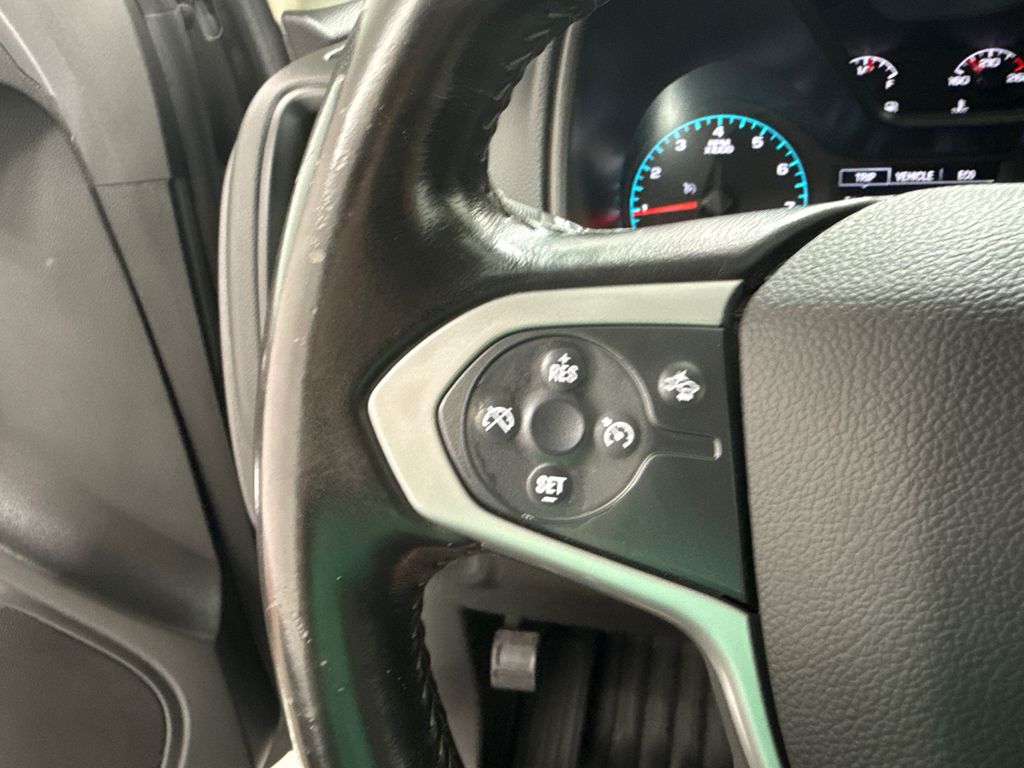 2022 Chevrolet Colorado LT photo 15