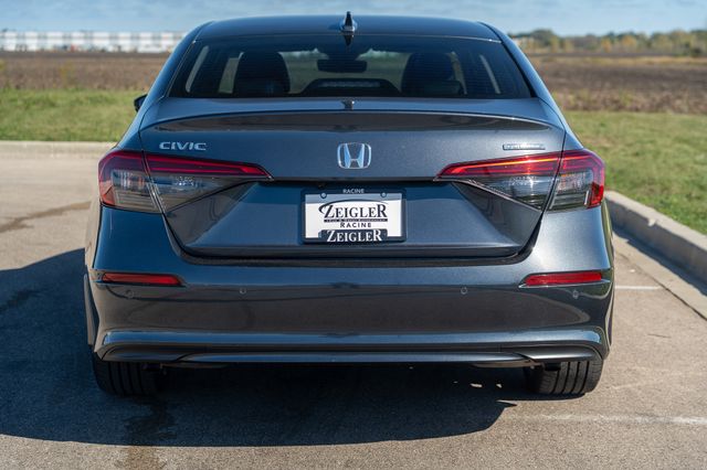 2024 Honda Civic Touring photo 4