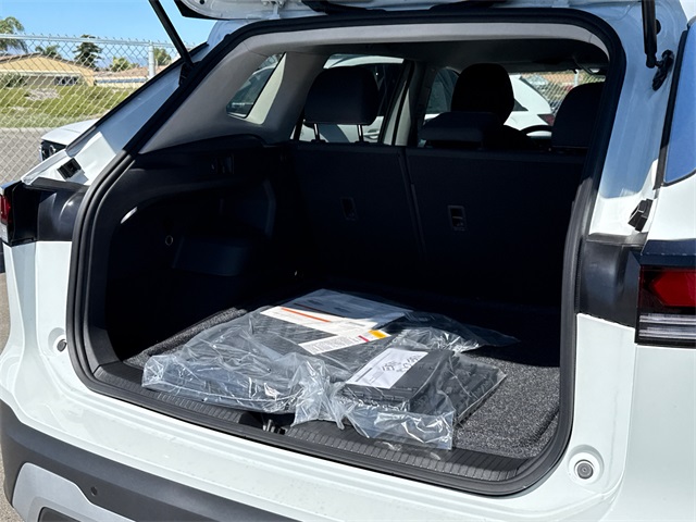 2025 Volkswagen Tiguan S photo 13