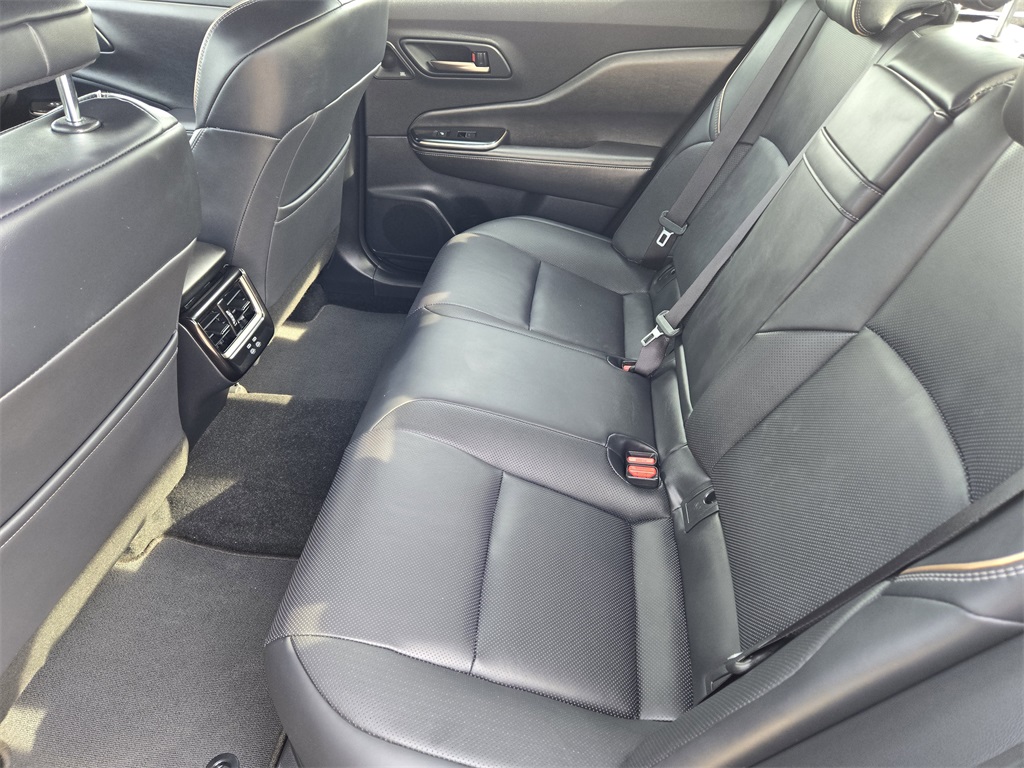2025 Toyota Crown photo 27