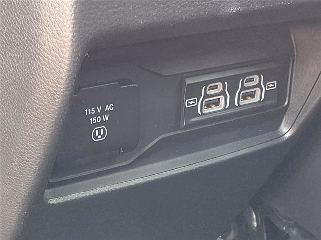2024 Jeep Grand Cherokee Altitude photo 12