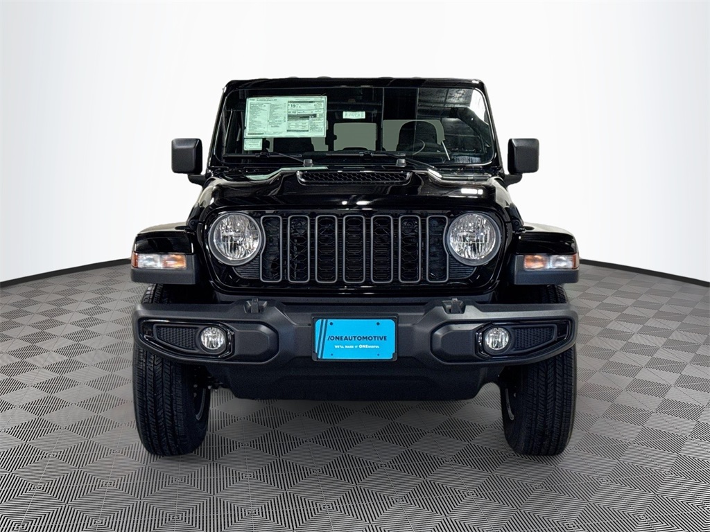 2025 Jeep Gladiator Sport S photo 2