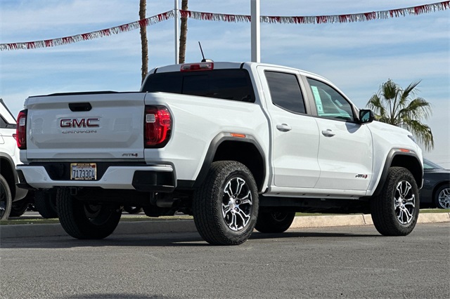 2025 Gmc Canyon AT4 photo 3