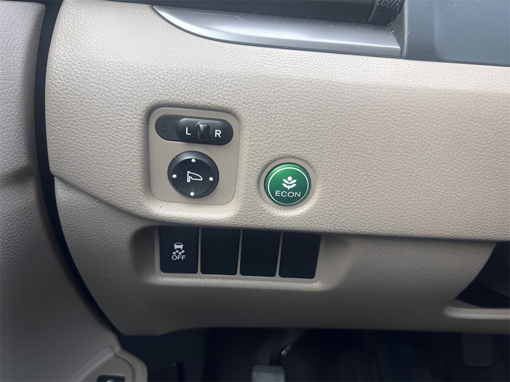 2016 Honda Pilot EX-L photo 31