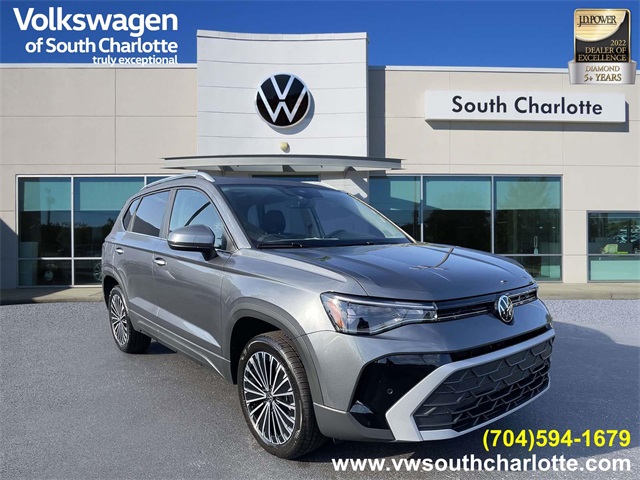 2025 Volkswagen Taos SE's photo
