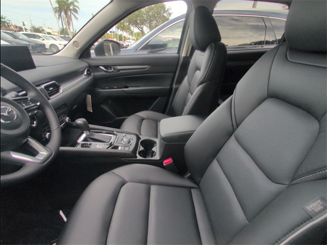 2025 Mazda CX-5 2.5 Select photo 5
