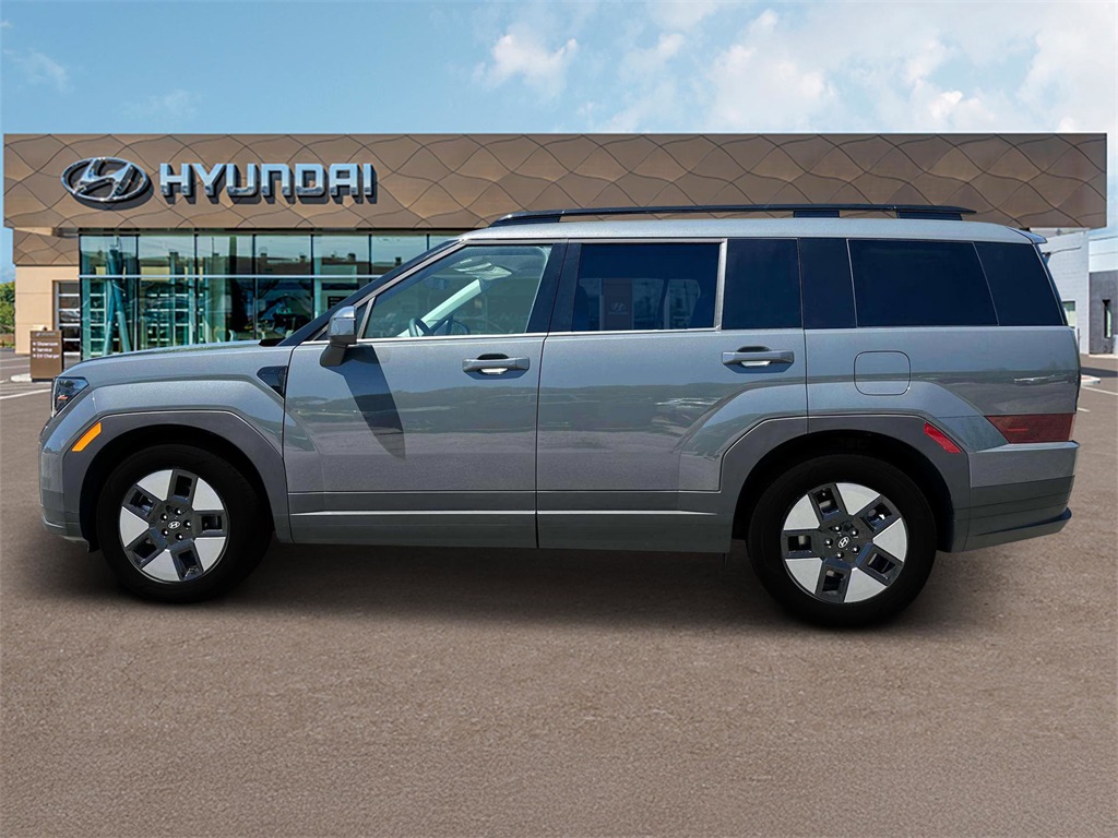 2025 Hyundai Santa Fe SEL photo 2