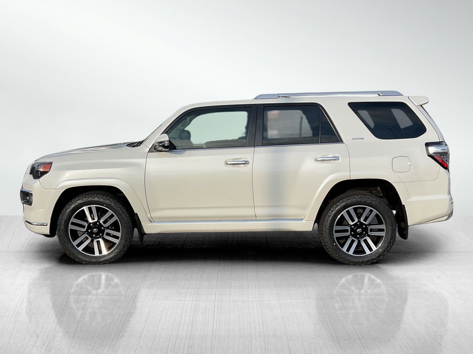 Used 2023 Toyota 4Runner Limited with VIN JTEKU5JR4P6171182 for sale in Brainerd, Minnesota