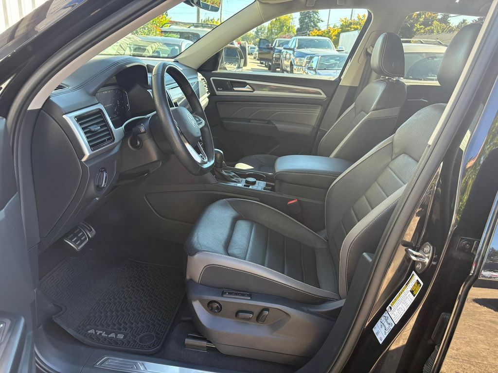 2021 Volkswagen Atlas V6 SEL Premium R-Line photo 15