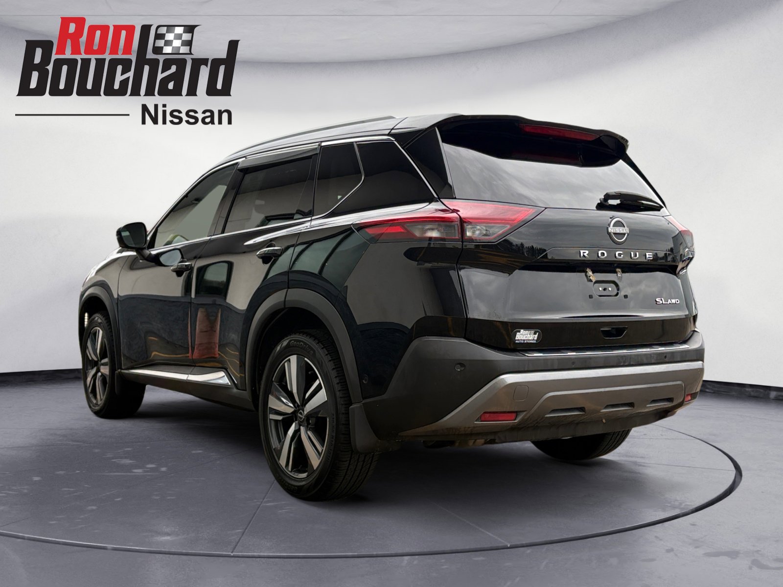 2022 Nissan Rogue SL photo 4