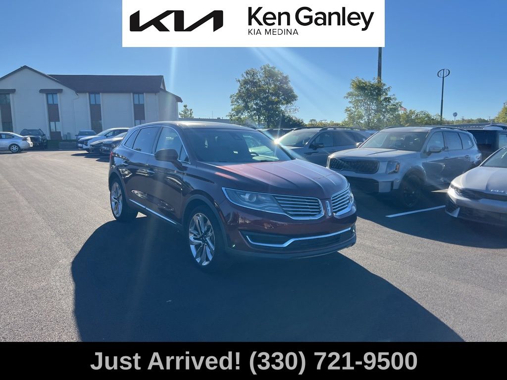 2016 Lincoln MKX Reserve photo 2