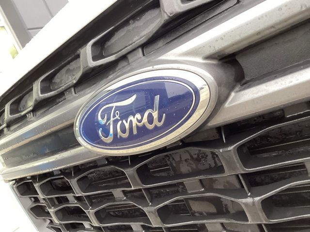 2022 Ford Maverick XLT photo 4