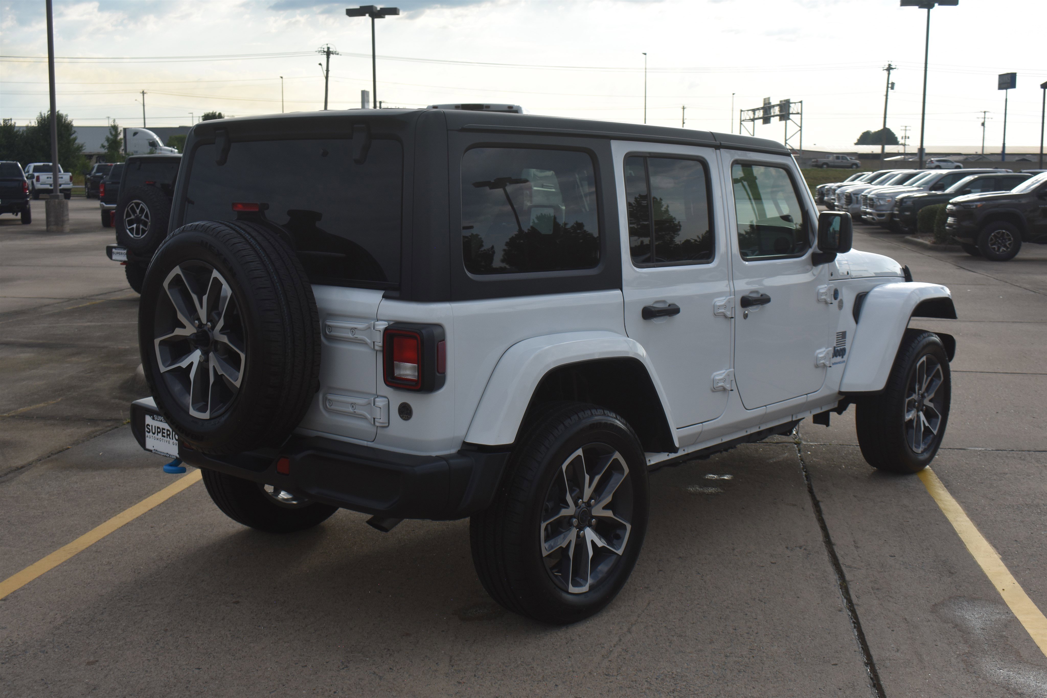 2024 Jeep Wrangler 4xe Sport S photo 4
