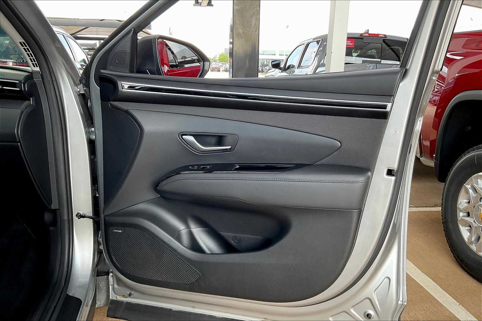 2023 Hyundai Tucson Limited photo 17