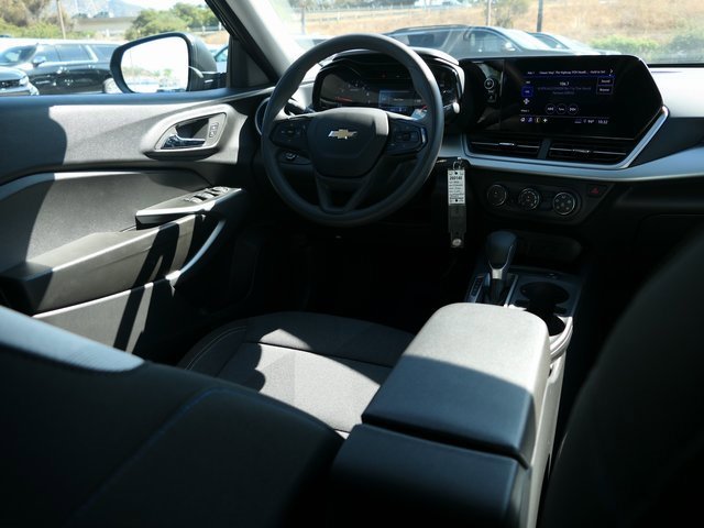 2026 Chevrolet Trax LS photo 21