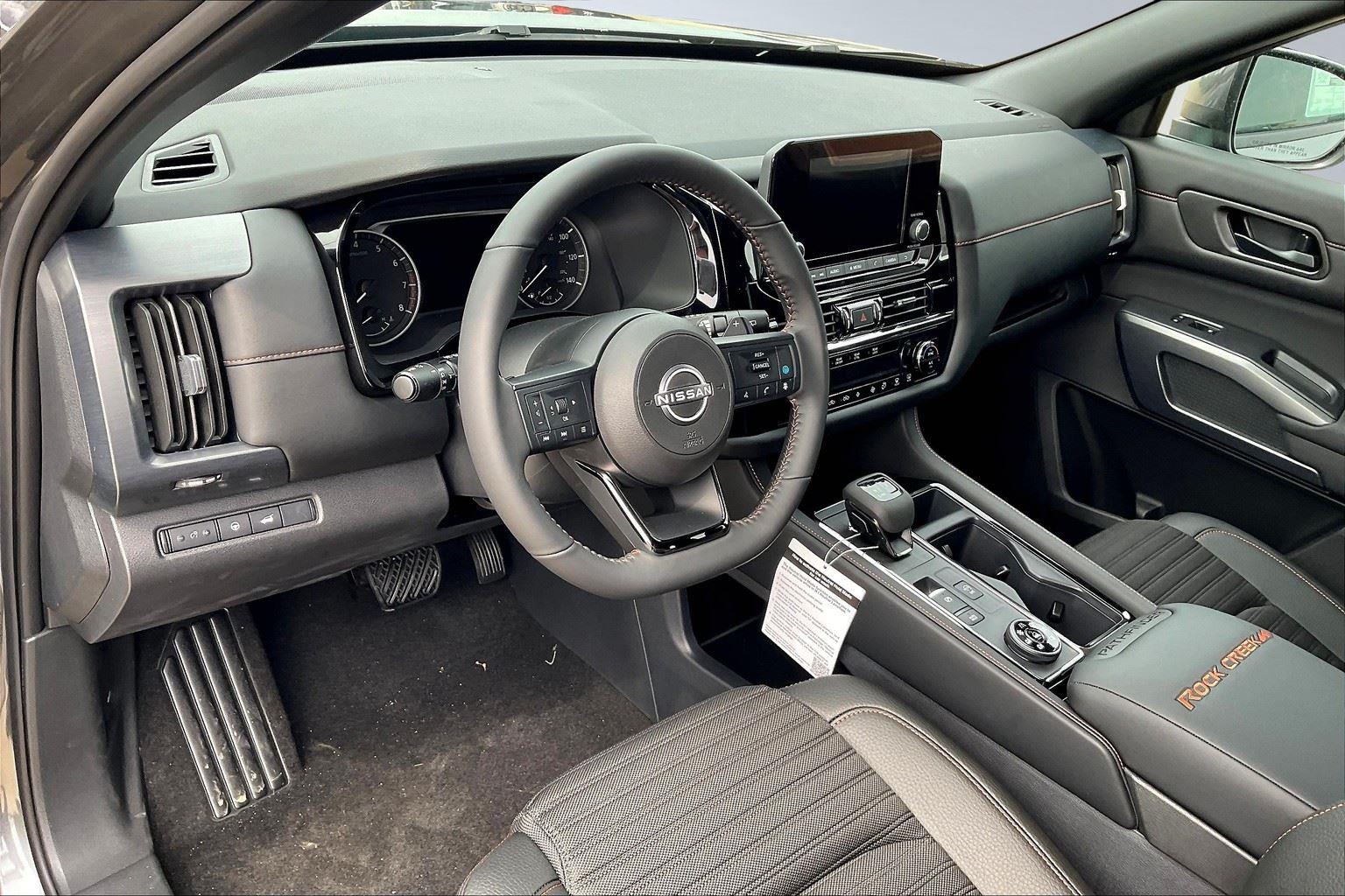2025 Nissan Pathfinder Rock Creek photo 7