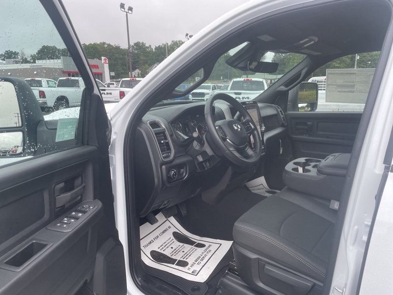 2026 Ram 3500 Tradesman photo 10