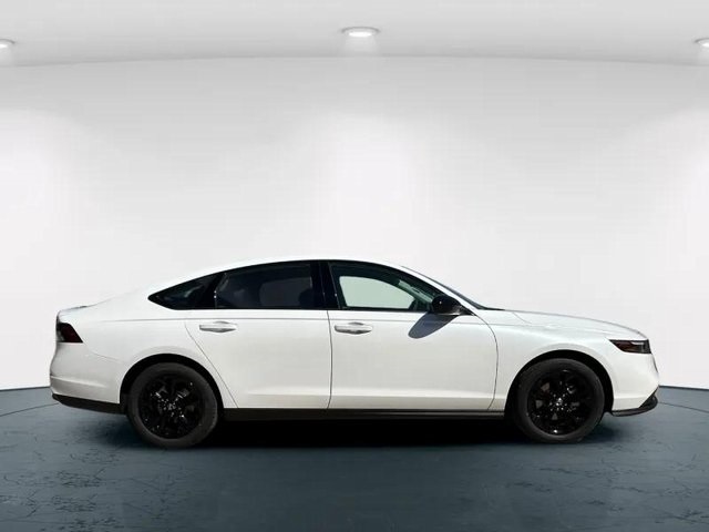 2025 Honda Accord 1.5T SE photo 4