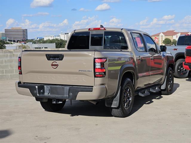 2022 Nissan Frontier PRO-4X photo 3
