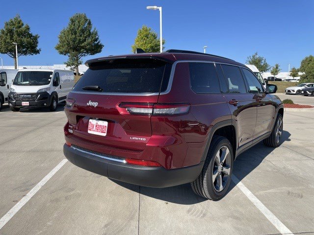 2025 Jeep Grand Cherokee Limited photo 4