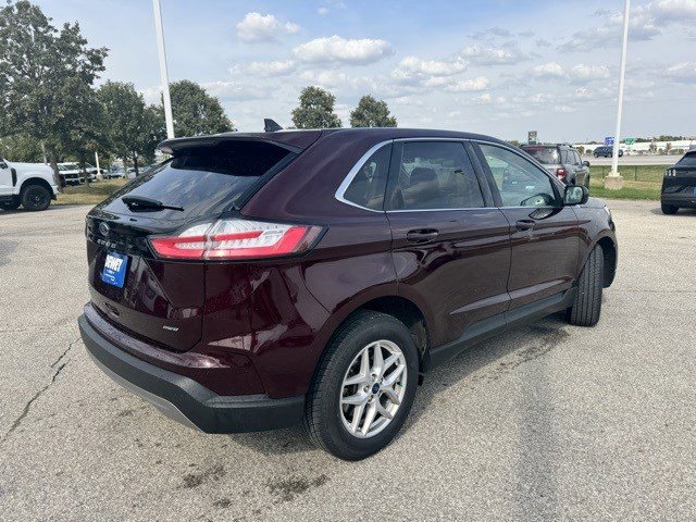 2022 Ford Edge SEL photo 7