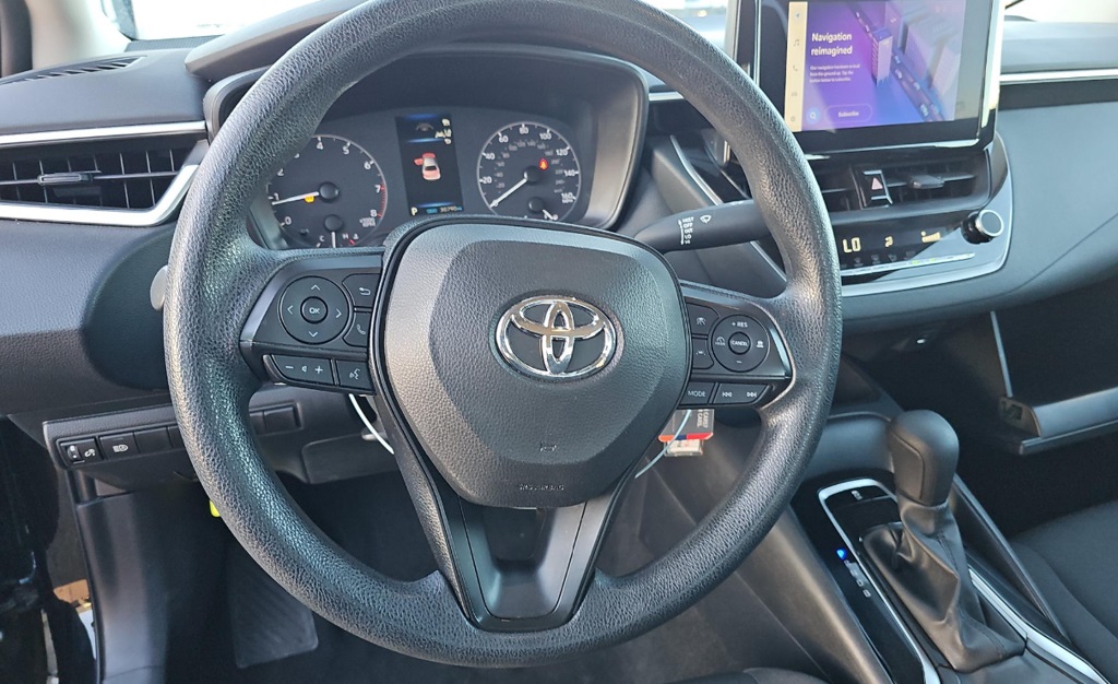 2024 Toyota Corolla LE photo 4