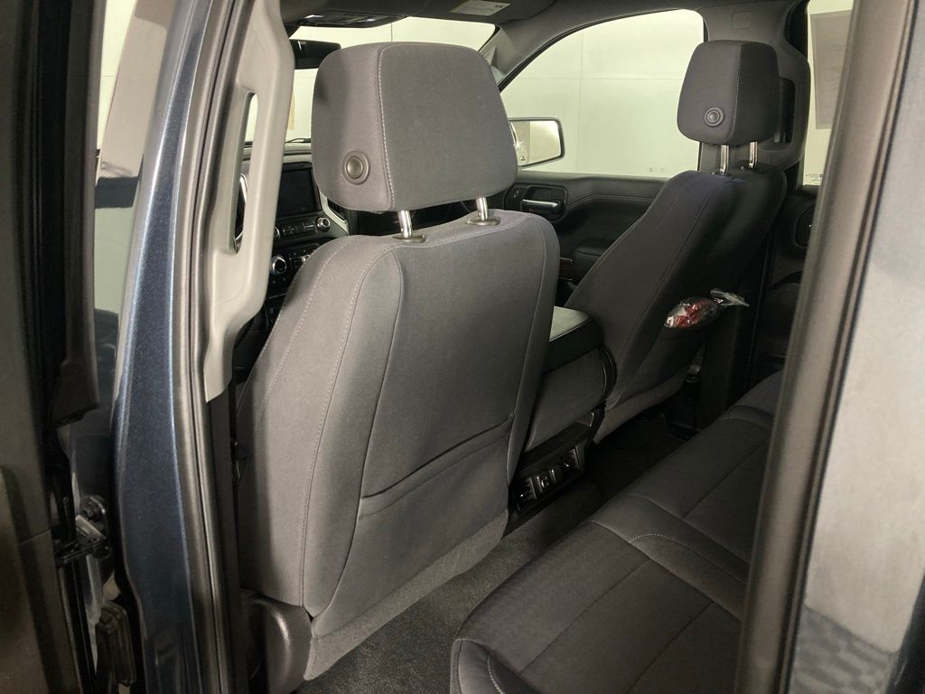 2020 Gmc Sierra 1500 SLE photo 2