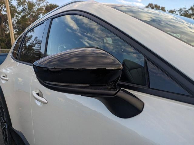 2025 Mazda CX-50 Premium Plus photo 11