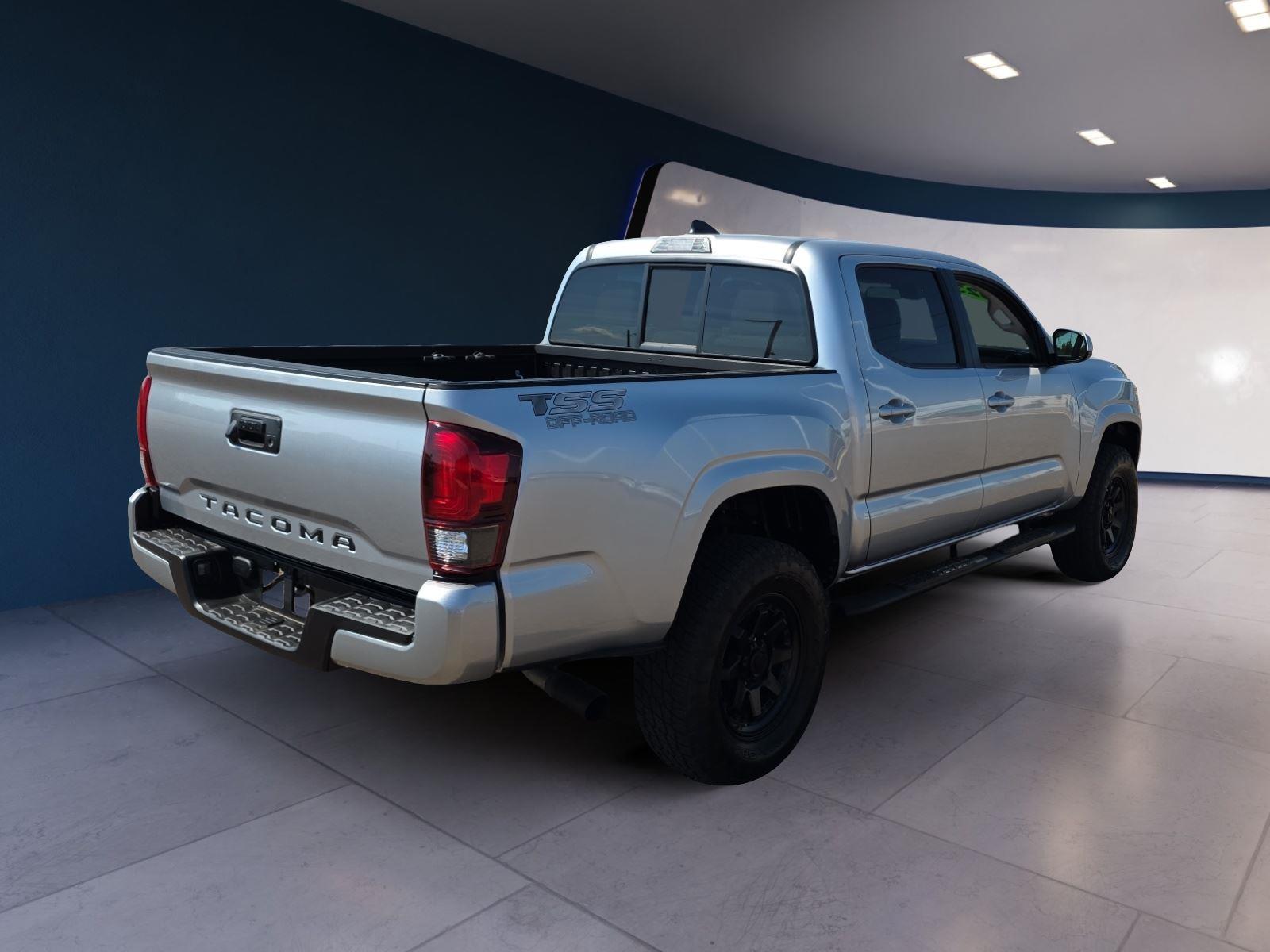 2023 Toyota Tacoma SR photo 5