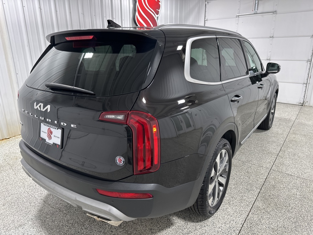 2022 Kia Telluride S photo 9