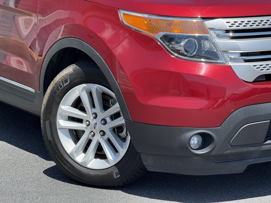 2014 Ford Explorer XLT photo 6