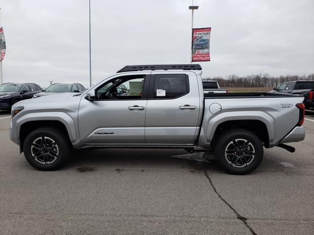 2025 Toyota Tacoma TRD Sport 4x4 Double Cab photo 9