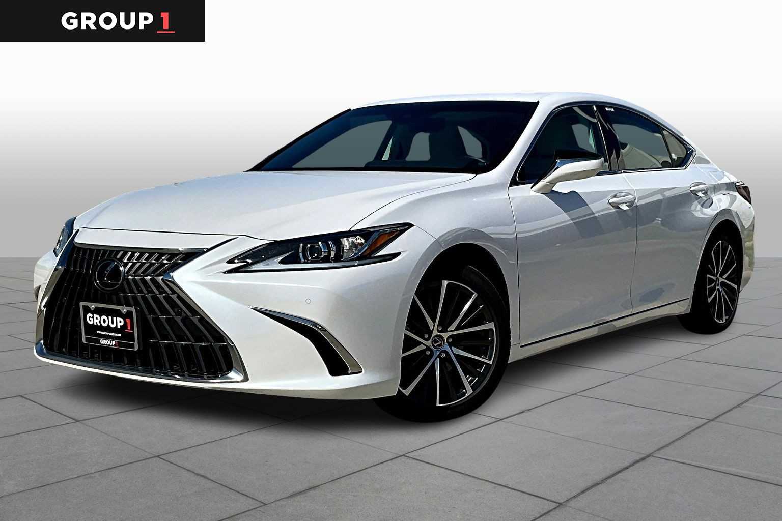 2025 Lexus ES Hybrid 300h's photo