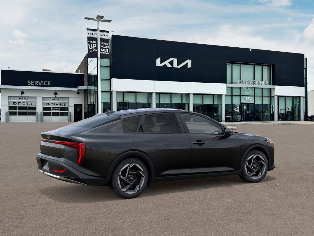 2025 Kia K4 EX photo 6