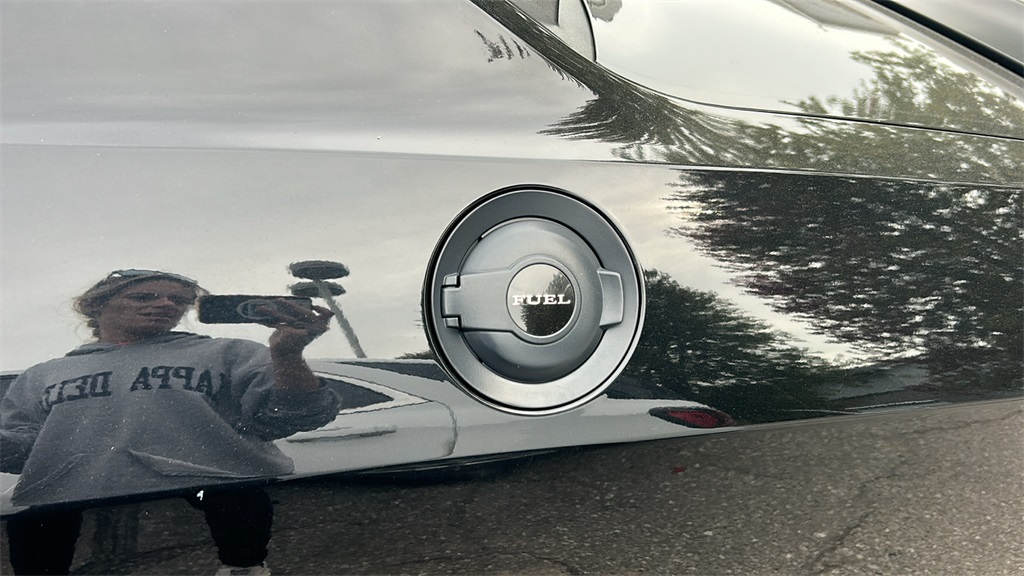 2019 Dodge Challenger SXT photo 23