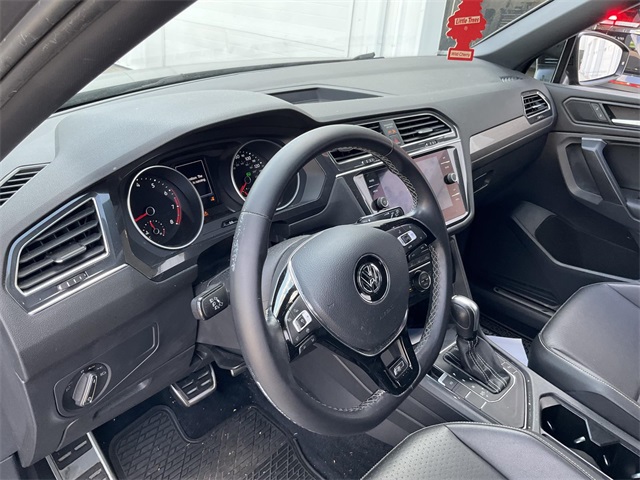2021 Volkswagen Tiguan SE R-Line Black photo 9